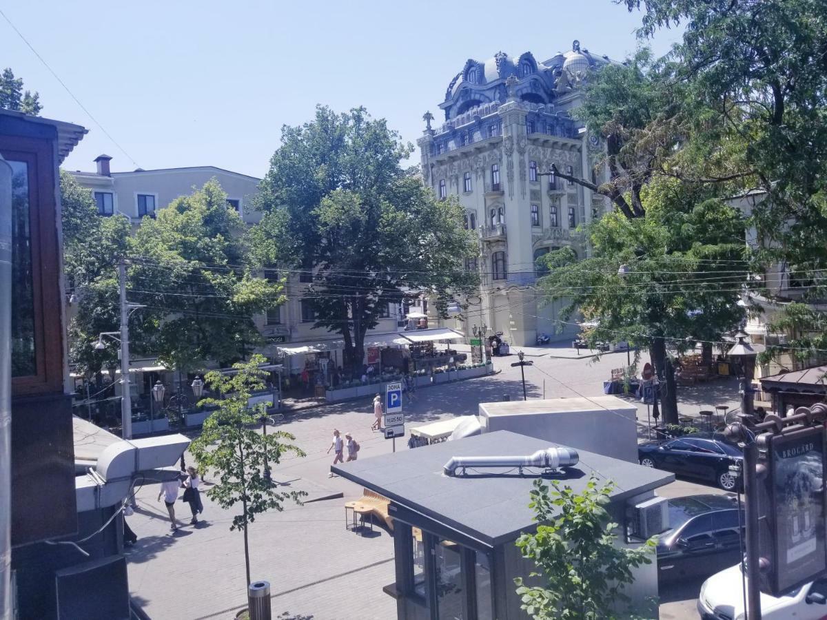 Deribasovskay Street Apartments أوديسا الغرفة الصورة